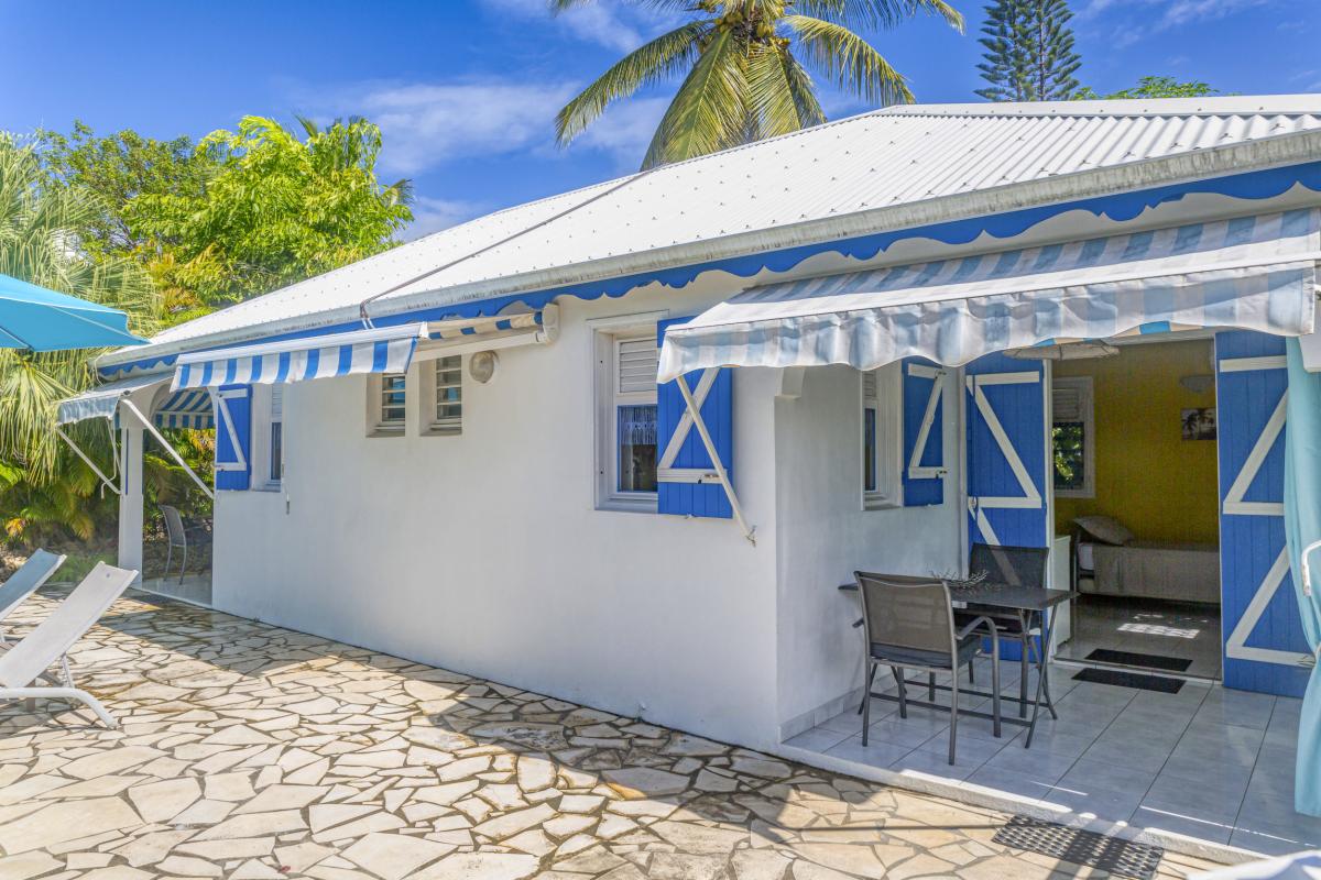 31.Location villa piscine Sainte Anne Gudaeloupe_2 Gites